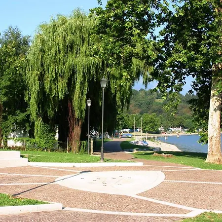Giusi Garten- & Balkon-ferienwohnung Apartamento Colico